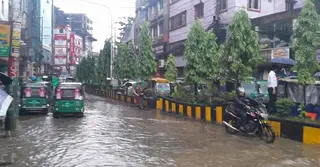 চট্টগ্রামে চিরচেনা জলাবদ্ধতা; তলিয়ে গেছে নগরীর অনেক এলাকা